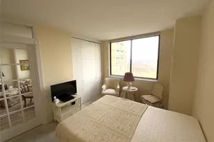 270-10 Grand Central Pkwy, Floral Park, NY 11005 - Photo 12