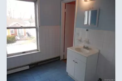 306 Greeley Avenue, Sayville, NY 11782 - Photo 38