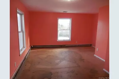 306 Greeley Avenue, Sayville, NY 11782 - Photo 32