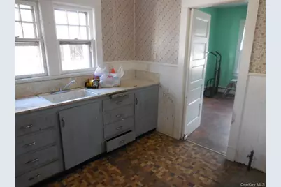 306 Greeley Avenue, Sayville, NY 11782 - Photo 26