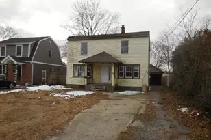 306 Greeley Ave, Sayville, NY 11782 - Photo 2