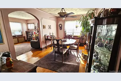 80 Dobson Avenue, Merrick, NY 11566 - Photo 10