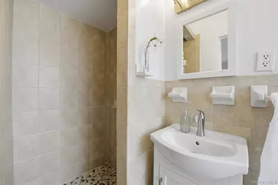 555 Broadway #4F, Hastings on Hudson, NY 10706 - Photo 12