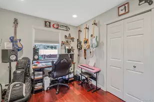 10 Pickwick Ct, Stony Brook, NY 11790 - Photo 20