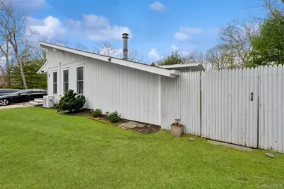 6 Montauk Boulevard, East Hampton, NY 11937 - Photo 30