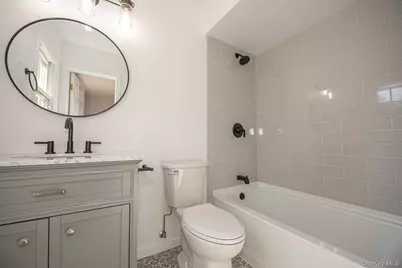 22 Eastover Drive, East Northport, NY 11731 - Photo 8