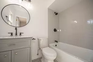 22 Eastover Dr, East Northport, NY 11731 - Photo 8