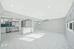 1 Munro Blvd, Valley Stream, NY 11581 - Photo 12