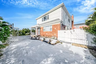 1 Munro Boulevard, Valley Stream, NY 11581 - Photo 4