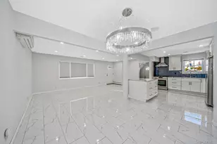 1 Munro Blvd, Valley Stream, NY 11581 - Photo 10