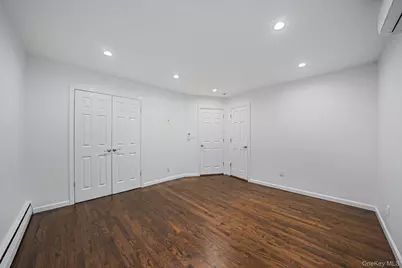 1 Munro Boulevard, Valley Stream, NY 11581 - Photo 28