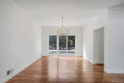 118 Fairway View Drive #118, Commack, NY 11725 - Photo 10