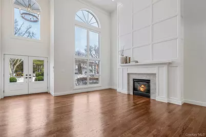 118 Fairway View Drive #118, Commack, NY 11725 - Photo 6