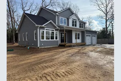 4 Lotto Court, Lake Grove, NY 11755 - Photo 2