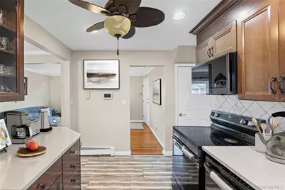 24 Ferndale Drive, Hicksville, NY 11801 - Photo 6