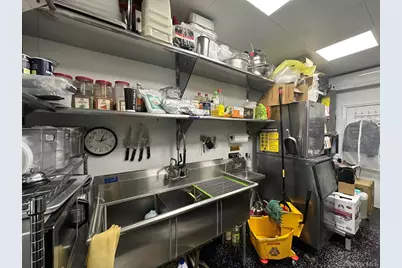 [Address not provided], Brooklyn, NY 11249 - Photo 4