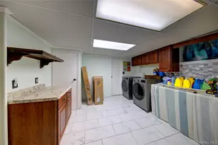 309 Litchfield Ave, Elmont, NY 11003 - Photo 24