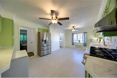 309 Litchfield Avenue, Elmont, NY 11003 - Photo 10