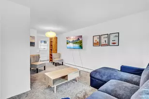 64 Eileen Ave, Plainview, NY 11803 - Photo 18