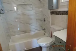 2449 Wallen Ln, North Bellmore, NY 11710 - Photo 10