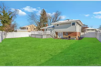 19 Evers Street, Hicksville, NY 11801 - Photo 18