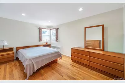 19 Evers Street, Hicksville, NY 11801 - Photo 10