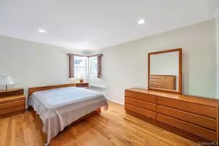 19 Evers St, Hicksville, NY 11801 - Photo 10