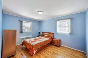 19 Evers St, Hicksville, NY 11801 - Photo 12