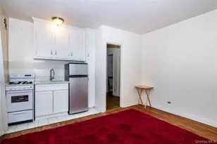 5639 Netherland Ave, Bronx, NY 10471 - Photo 2