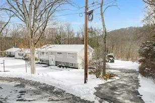 53 Tanager Rd, Mahopac, NY 10541 - Photo 2