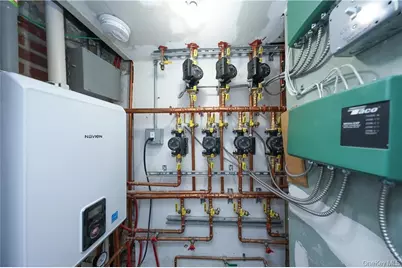 2295 E 26th Street, Brooklyn, NY 11229 - Photo 32