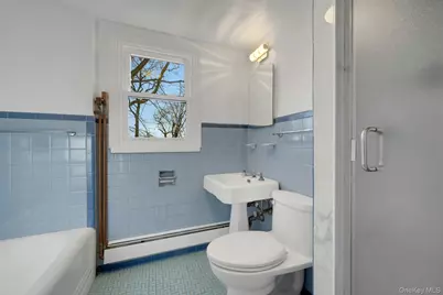 54 Rockland Avenue, Yonkers, NY 10705 - Photo 22