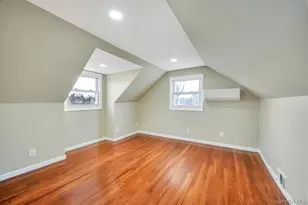 2127 Erma Dr, East Meadow, NY 11554 - Photo 12