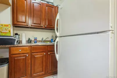 128 Merrick Avenue, Merrick, NY 11566 - Photo 8