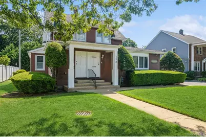 128 Merrick Avenue, Merrick, NY 11566 - Photo 34