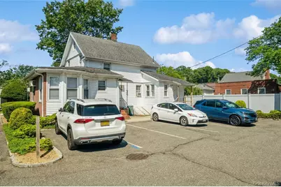 128 Merrick Avenue, Merrick, NY 11566 - Photo 32