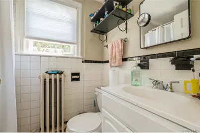 128 Merrick Avenue, Merrick, NY 11566 - Photo 20