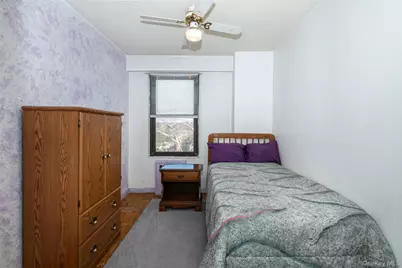 166 Pearsall Drive #5E, Mount Vernon, NY 10552 - Photo 14