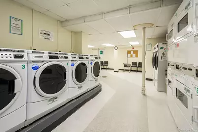 166 Pearsall Drive #5E, Mount Vernon, NY 10552 - Photo 20