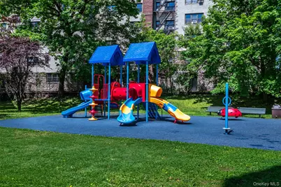 166 Pearsall Drive #5E, Mount Vernon, NY 10552 - Photo 26