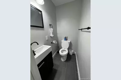 1027 1029 Beekman Road #4, Poughquag, NY 12533 - Photo 6