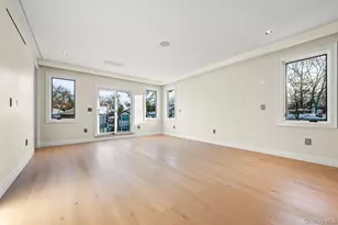 176-12 Kildare Rd, Jamaica, NY 11432 - Photo 20