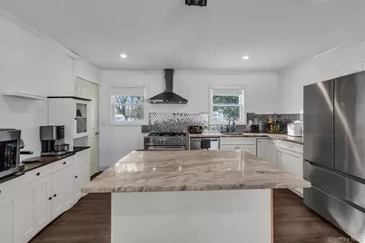 34 W Court Drive, Centereach, NY 11720 - Photo 14