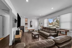 34 W Court Dr, Centereach, NY 11720 - Photo 8