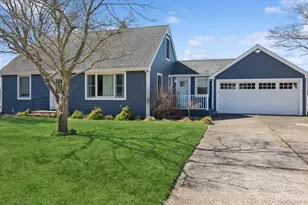 1110 Gillette Dr, East Marion, NY 11939 - Photo 32