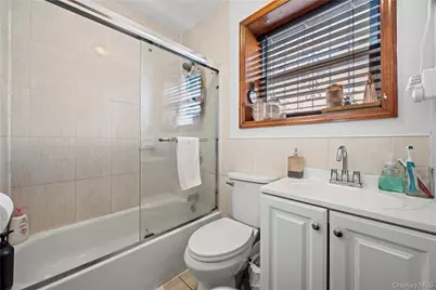 1805 Lacombe Avenue, Bronx, NY 10473 - Photo 16