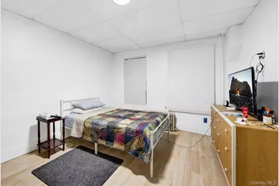 11 N 6th Avenue, Mount Vernon, NY 10550 - Photo 12