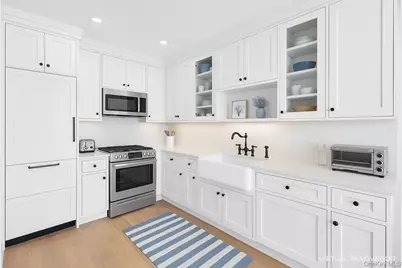 279 Dune Road #2, Westhampton Beach, NY 11978 - Photo 16