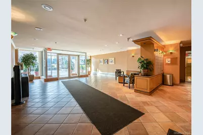 25 Park Place #2C, Great Neck, NY 11021 - Photo 22