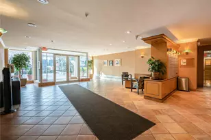 25 Park Pl, Great Neck, NY 11021 - Photo 22